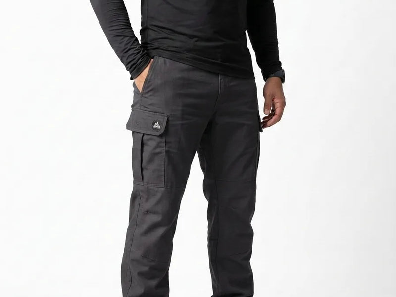 Pantalón no Convertible de Montaña - Hombre - Color Gris Oscuro