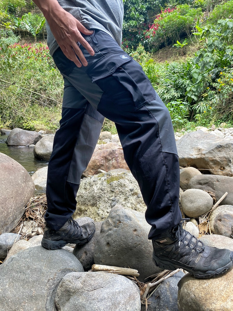 Pantalón no Convertible de Montaña - Hombre